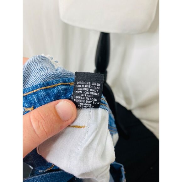 Rue21 Women's Denim Overall Cut Off Shorts Blue Distressed Size 2 - Picture 9 of 9